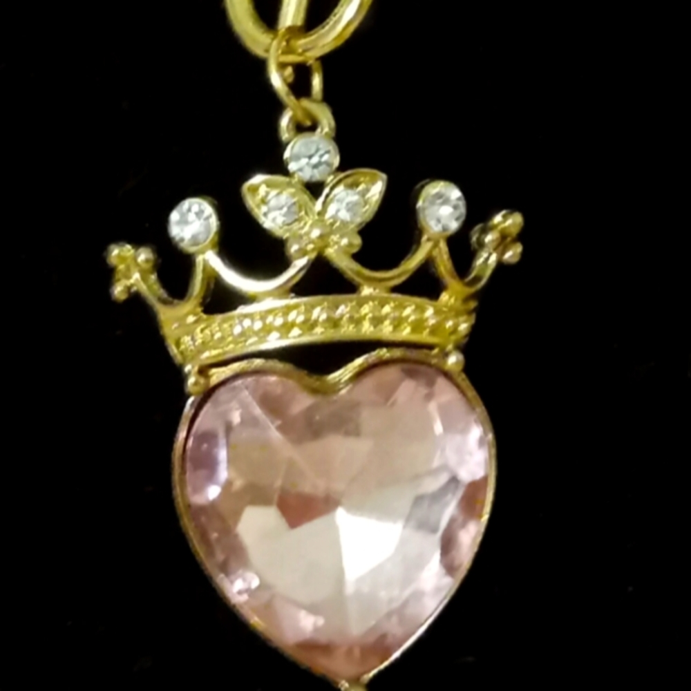 Crowned pink diamond heart necklace